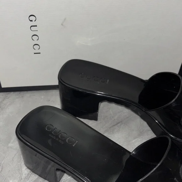 Gucci Glossy Black Slide Sandals - Picture 4 of 7